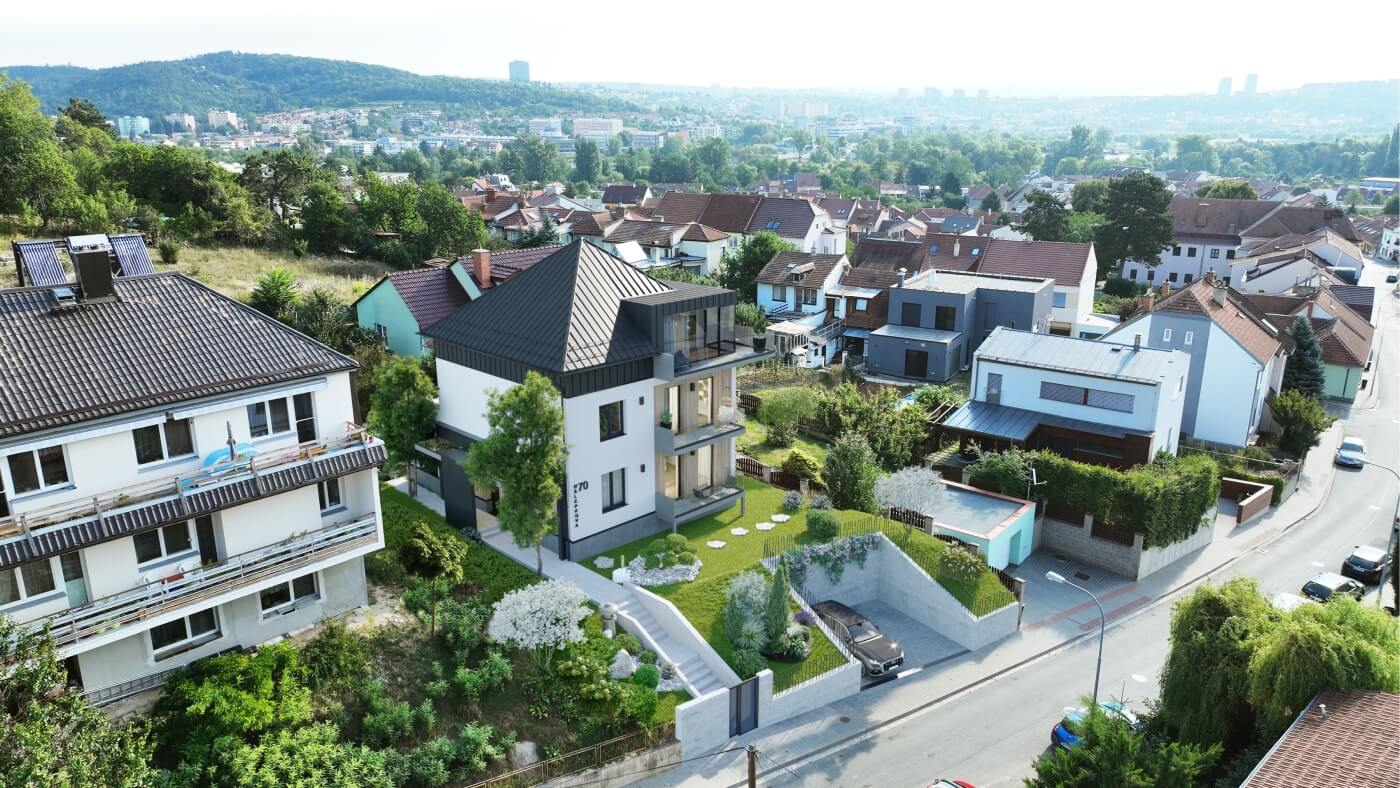 Letecká 3D vizualizace rodinného domu se dvěma štíty a bazénem, zachycující urbanistické řešení pozemku a okolní zástavbu.